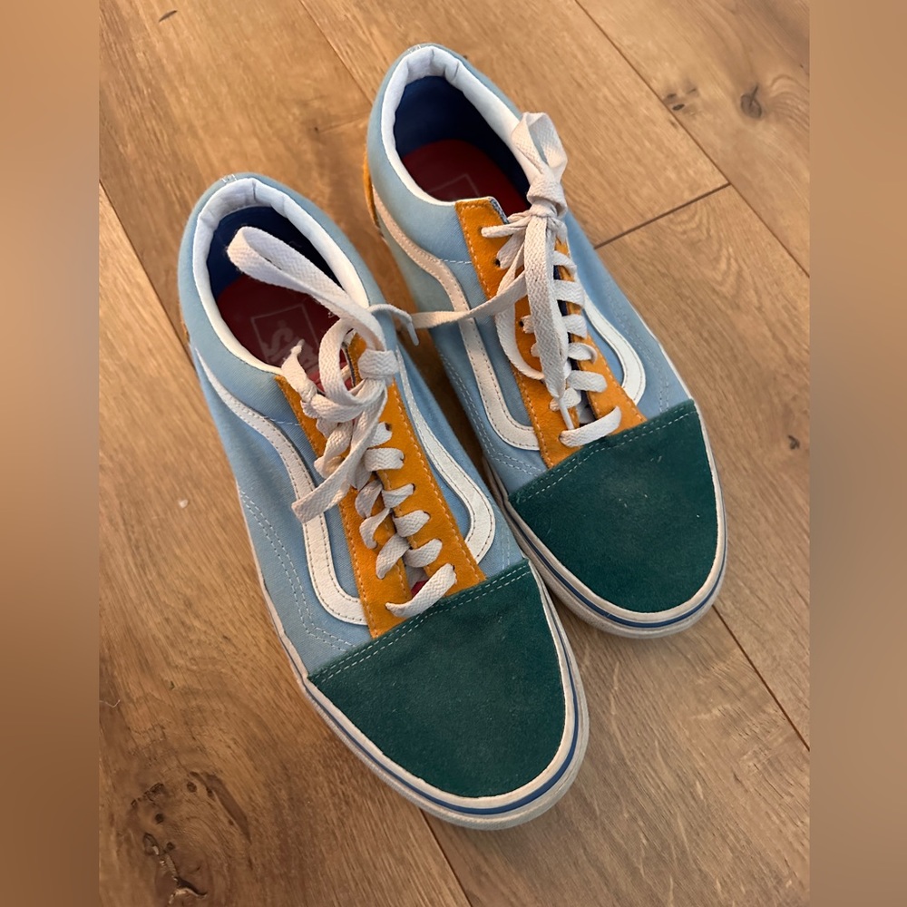 Vans multi-colored low tops. Mens 9.0 Women’s 10.5